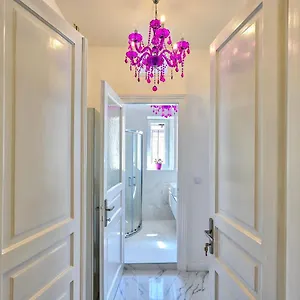  Apartman Collins Amethyst Center