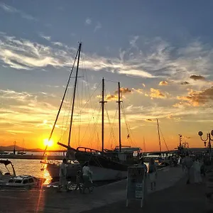 Batarilo Apartman Biograd Na Moru